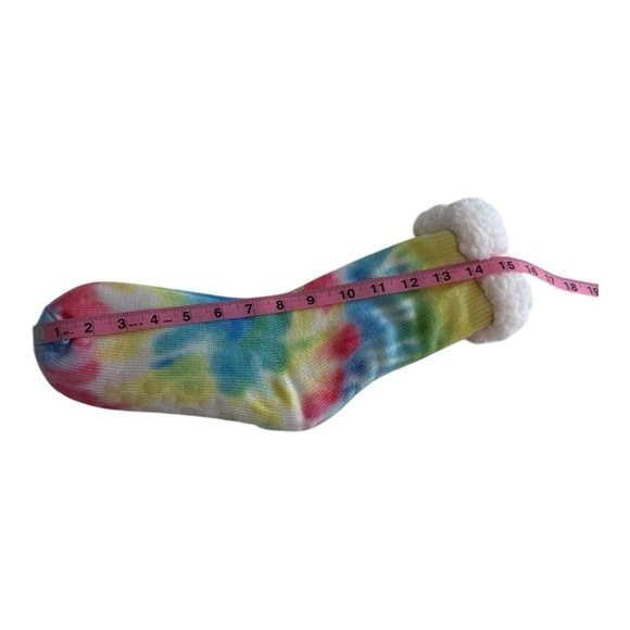 Snoozies Women’s Sherpa Lined Tie Dye Socks | NEW! - Picture 7 of 9